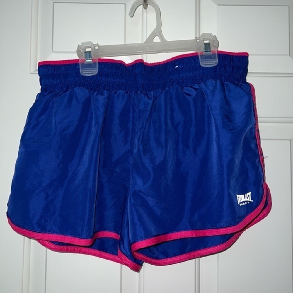 Everlast Women’s athletic shorts, Large